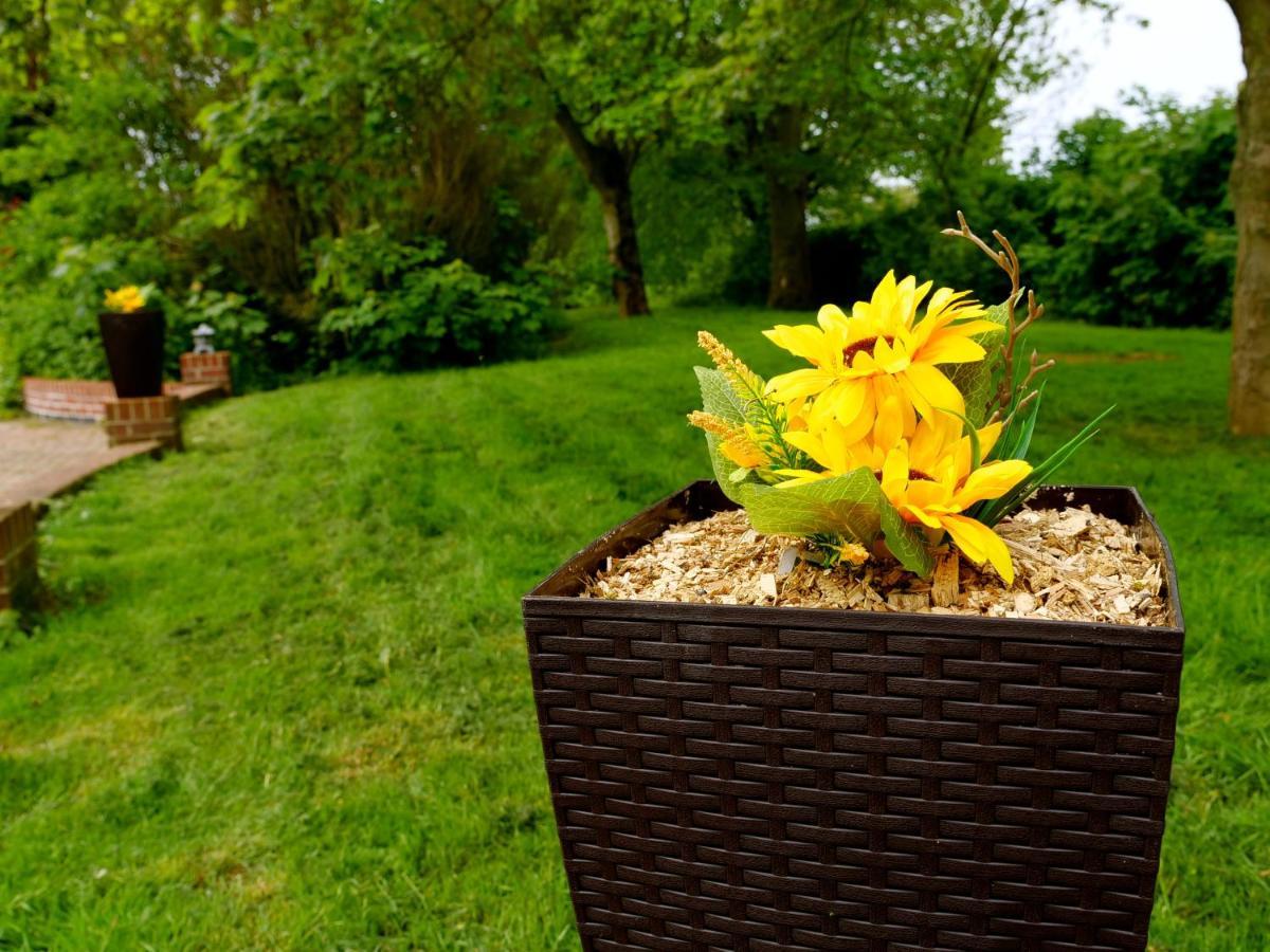 Deluxe 2 Bed Versace Bungalow Hot Tub, Sky Tv, Cinema Screen Saffron Walden Luaran gambar