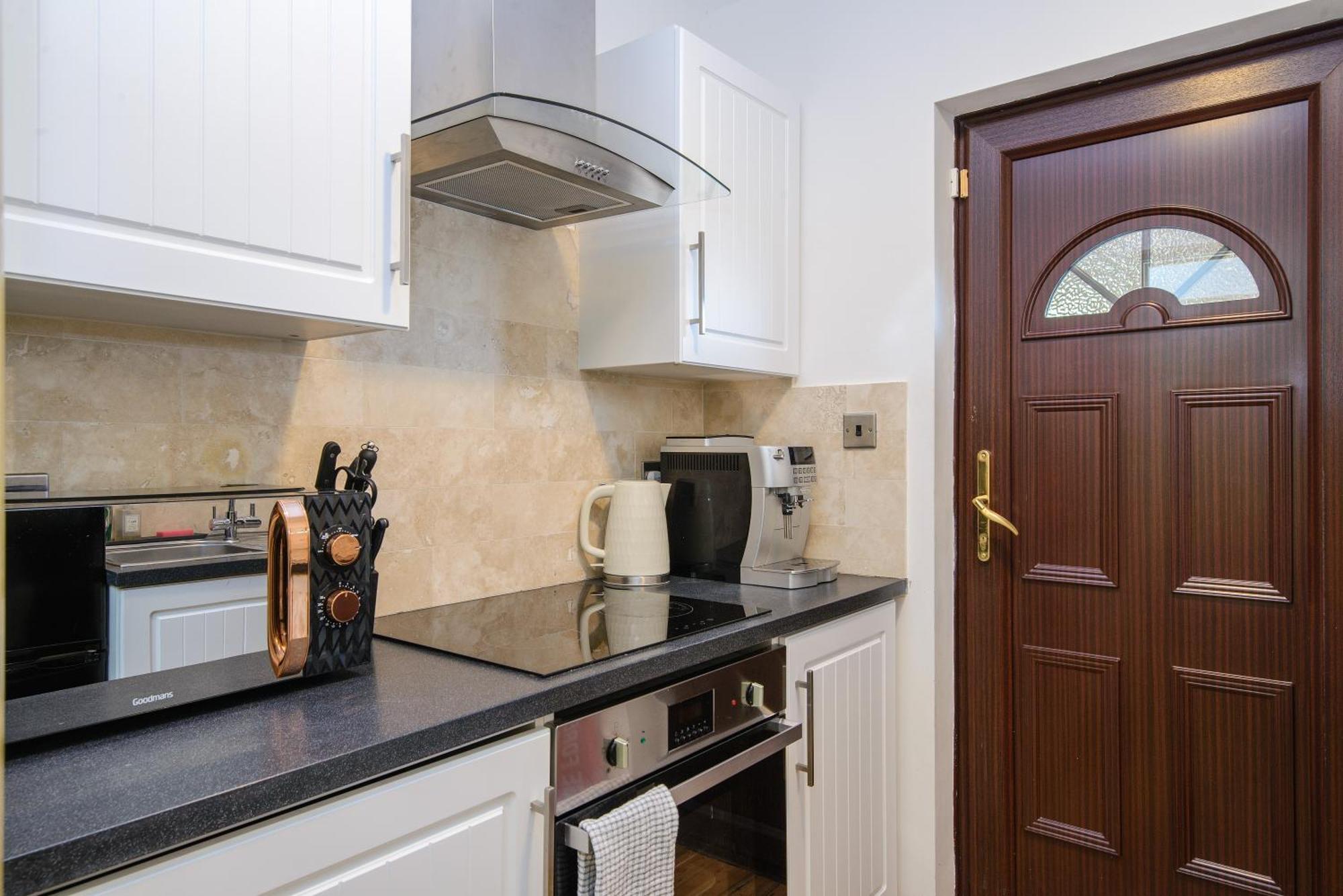 Deluxe 2 Bed Versace Bungalow Hot Tub, Sky Tv, Cinema Screen Saffron Walden Luaran gambar